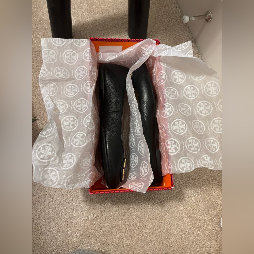 TORY BURCH Sz 10.5 Black / Gold Claire Ballet Flat EUC - Picture 11 of 12